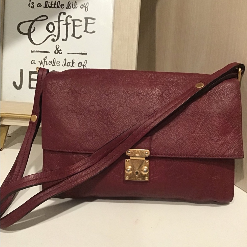 Louis Vuitton emperiente Fascinate shoulder adjustable Bag